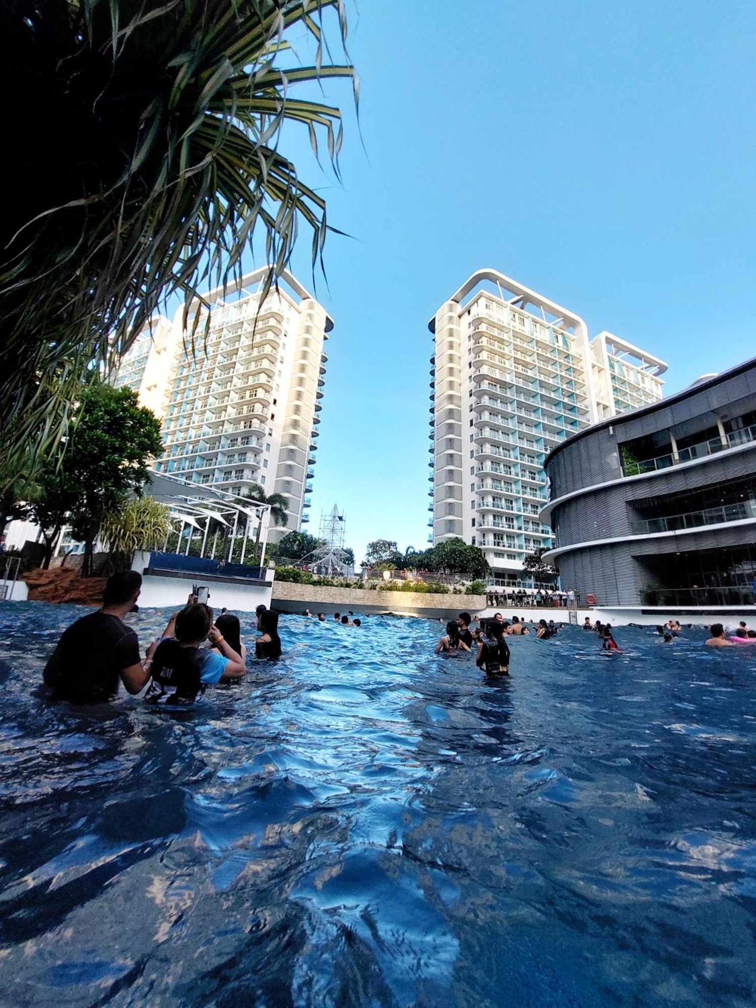 Cozy 1Br With City View, Beach Access & Wave Pool Hotel Manila Exterior photo